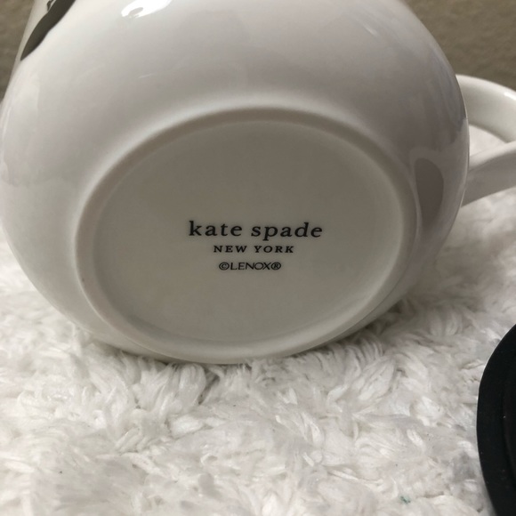 kate spade new york Apple Toss Travel Mug - Picture 5 of 6